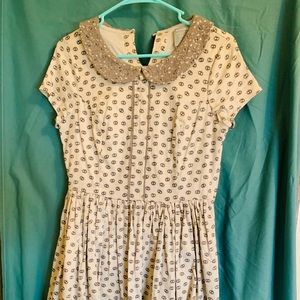 Peter Pan collared dress